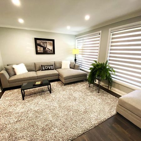 Iresidence In Toronto - Fantastic Vacation Home Buitenkant foto
