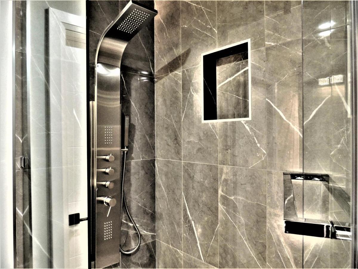Iresidence In Toronto - Fantastic Vacation Home Buitenkant foto