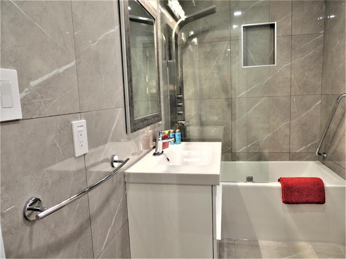 Iresidence In Toronto - Fantastic Vacation Home Buitenkant foto